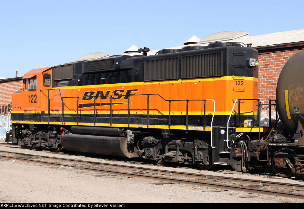 BNSF GP60M #122